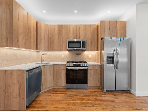 11218 159th Street, Jamaica NY 11433