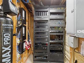 18 Matilda Court, Bayport NY 11705