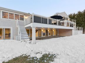 18 Matilda Court, Bayport NY 11705