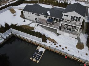 18 Matilda Court, Bayport NY 11705