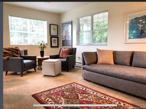 40 Canoe Place Road 5, Hampton Bays NY 11946