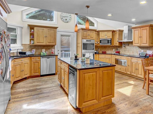 2070 Beverly Way, Merrick NY 11566