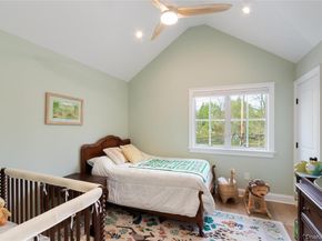 19 Charles Street, Port Washington NY 11050