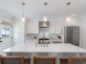 19 Charles Street, Port Washington NY 11050