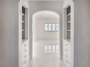 13 Arbor Place, Glen Cove NY 11542