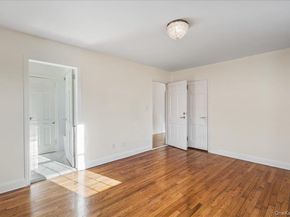 13 Arbor Place, Glen Cove NY 11542