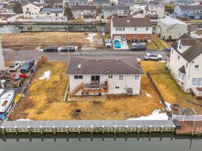 2666 Peconic Avenue, Seaford NY 11783