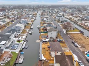 2666 Peconic Avenue, Seaford NY 11783