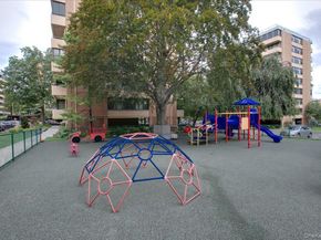 7-24 166th Street 8C, Beechhurst NY 11357