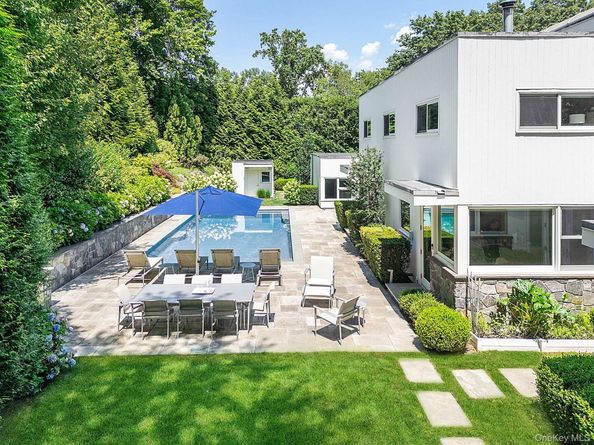 91 Chestnut Hill Lane, Briarcliff Manor NY 10510