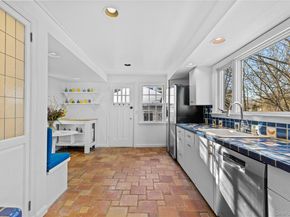 2 Apple Tree Close, Chappaqua NY 10514