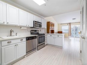 418 Willow Lane, Valley Stream NY 11580