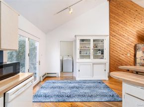 19 Florence Road, Hampton Bays NY 11946