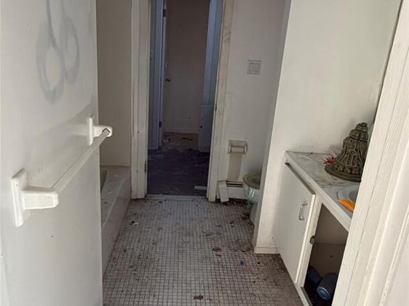 23 N Quarter Road, Westhampton NY 11977