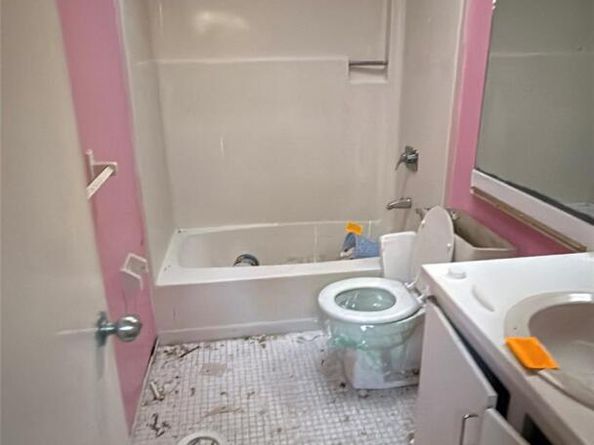 23 N Quarter Road, Westhampton NY 11977