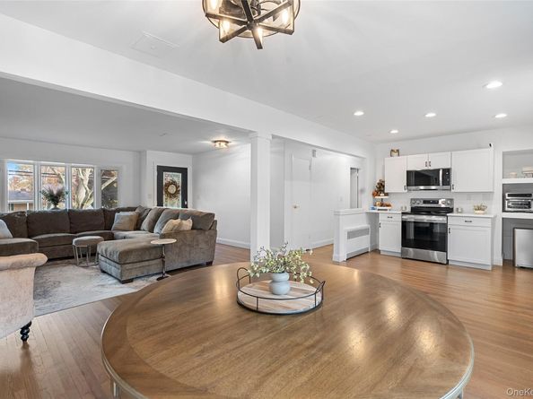 148 S Hillside Avenue, Nesconset NY 11767