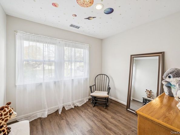 26 Grand Canyon Lane, Coram NY 11727