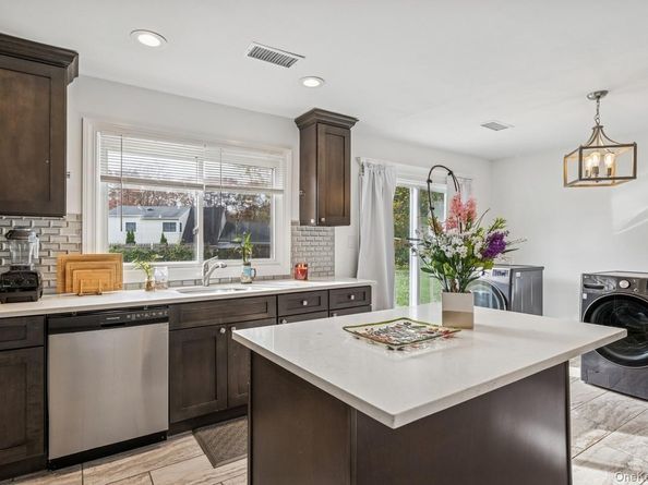 26 Grand Canyon Lane, Coram NY 11727