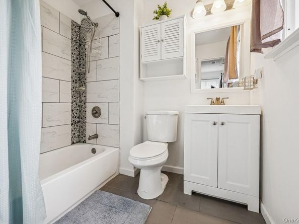 26 Grand Canyon Lane, Coram NY 11727