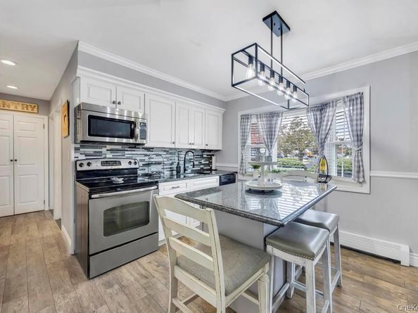 101 Constellation Road, Levittown NY 11756