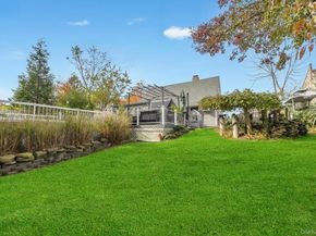 101 Constellation Road, Levittown NY 11756