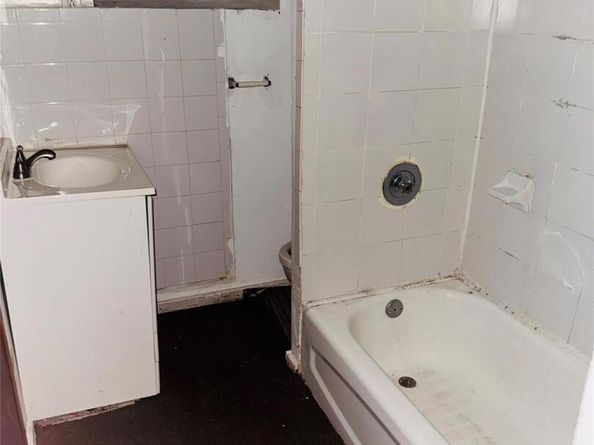 11444 127th Street, South Ozone Park NY 11420