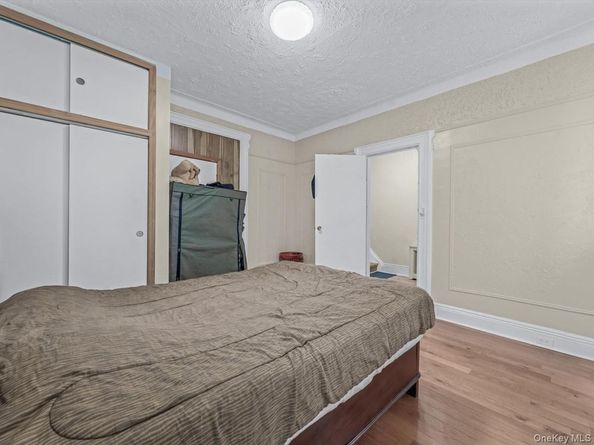 225 Hale Avenue HSE, Brooklyn NY 11208