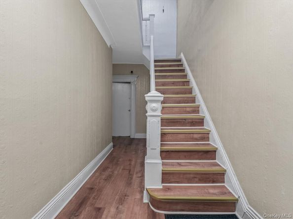 225 Hale Avenue HSE, Brooklyn NY 11208