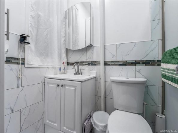 225 Hale Avenue HSE, Brooklyn NY 11208