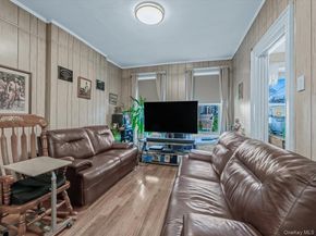 225 Hale Avenue HSE, Brooklyn NY 11208