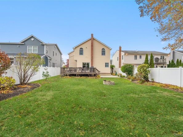 1617 Richard Avenue, Merrick NY 11566