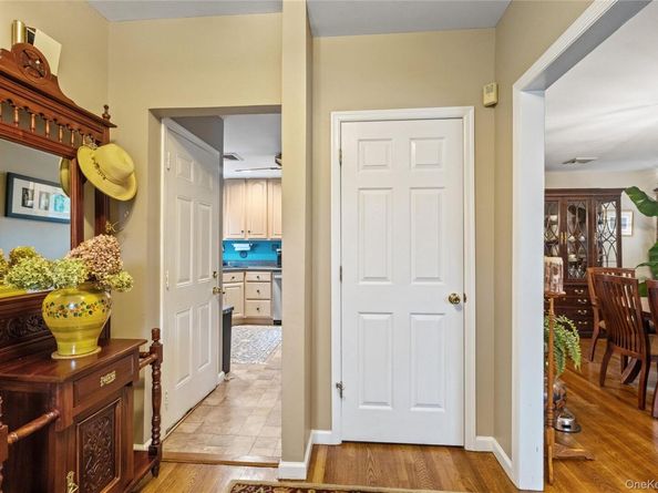 1617 Richard Avenue, Merrick NY 11566