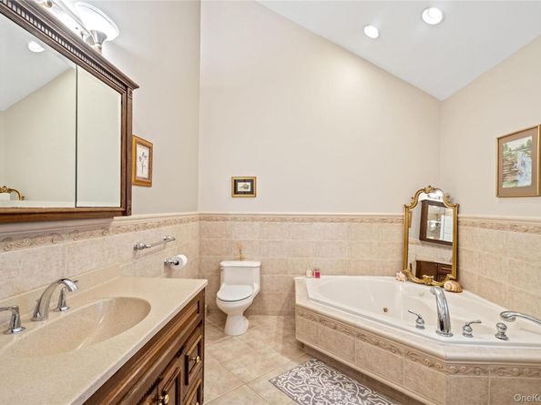 1617 Richard Avenue, Merrick NY 11566