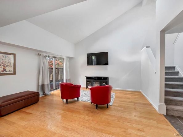 173 North Lane, Smithtown NY 11787