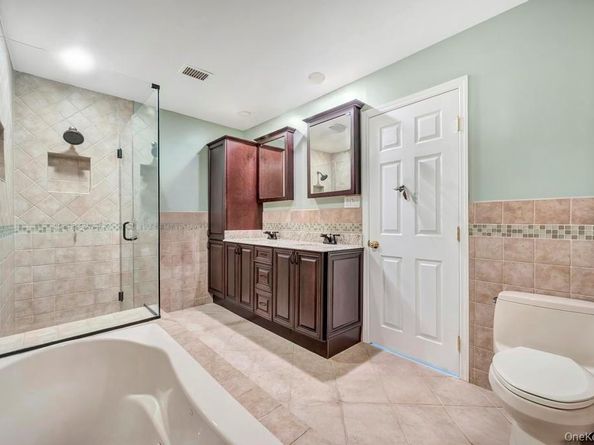 173 North Lane, Smithtown NY 11787