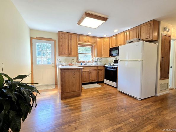 119 Noel Drive, Centereach NY 11720