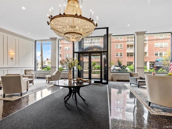 700 Shore Road 7Y, Long Beach NY 11561