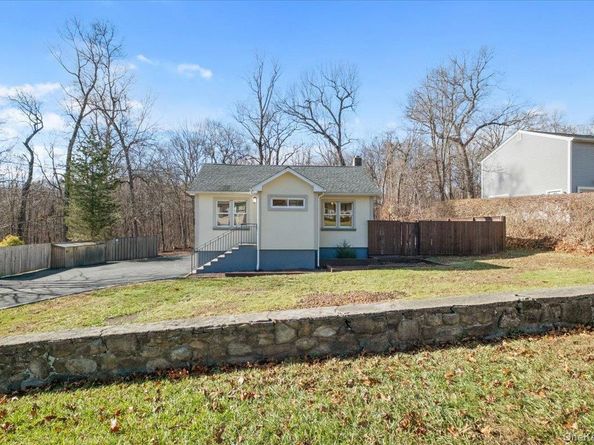 31 Cardoza Avenue, Mohegan Lake NY 10547