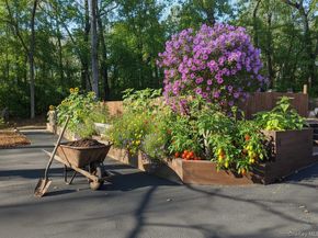 31 Cardoza Avenue, Mohegan Lake NY 10547