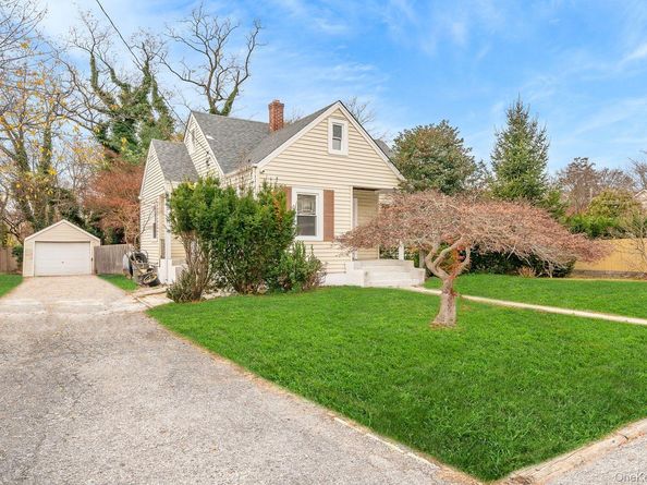 123 4th Avenue, Huntington NY 11746