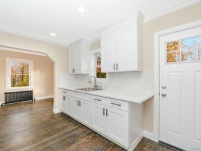 123 4th Avenue, Huntington NY 11746