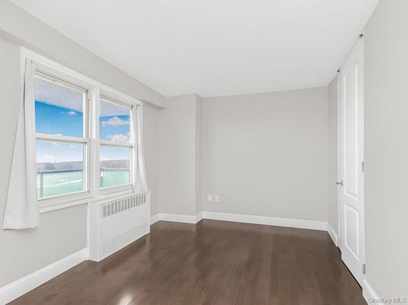 1841 Central Park Avenue 16A, Yonkers NY 10710