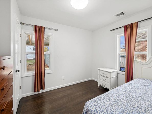 109 Caroline Avenue, Franklin Square NY 11010