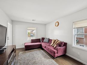 109 Caroline Avenue, Franklin Square NY 11010