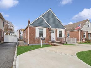 109 Caroline Avenue, Franklin Square NY 11010
