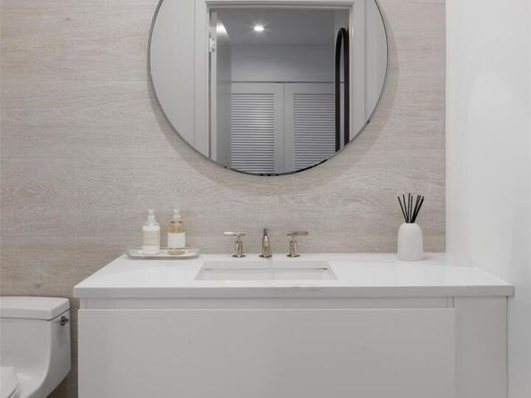 100 Boardwalk 908 A, Long Beach NY 11561