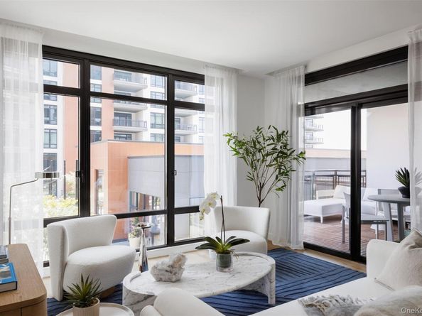 100 Boardwalk 908 A, Long Beach NY 11561