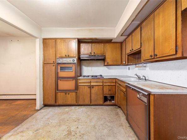 71-34 Kissena Boulevard, Flushing NY 11367