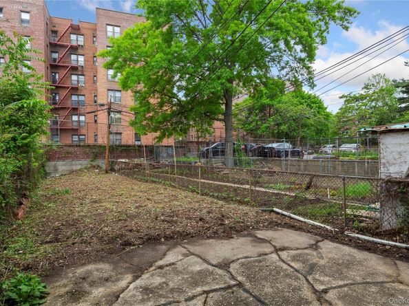 71-34 Kissena Boulevard, Flushing NY 11367