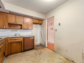 71-34 Kissena Boulevard, Flushing NY 11367